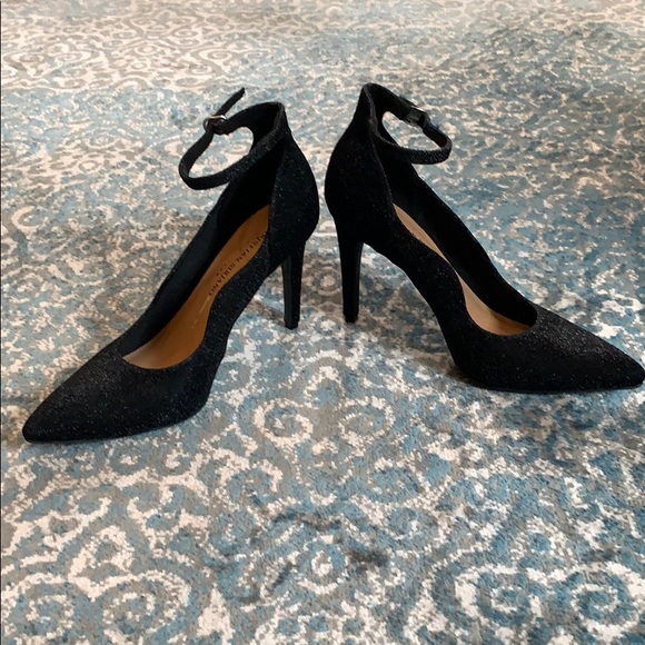 Christian Siriano Shoes - NWOT CHRISTIAN SIRIANO DREAMY PUMPS